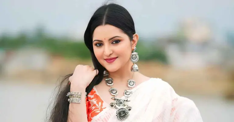 চিত্রনায়িকা পরীমনি